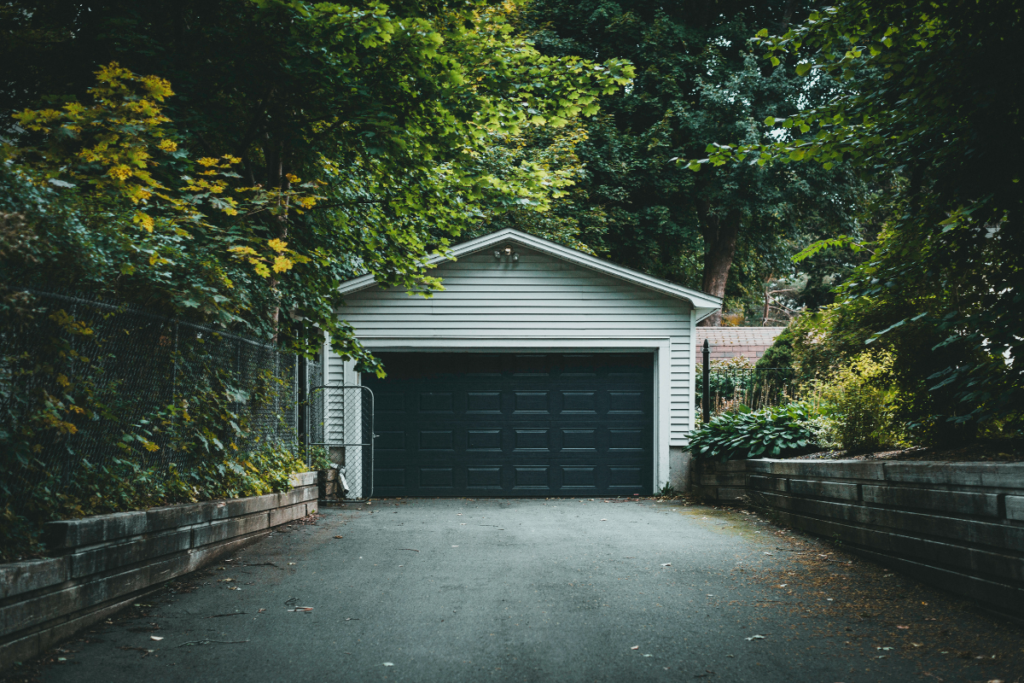 isolation garage